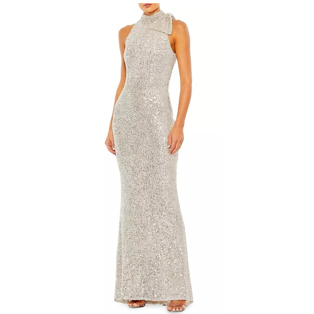 IEENA by MAC DUGGAL METALLIC COLUMN GOWN